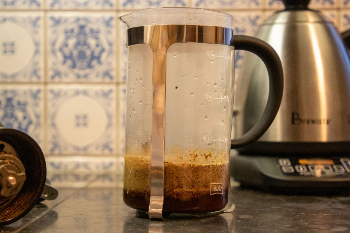 French press: pre-infusie