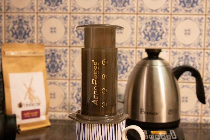 Aeropress volledig ingeduwd