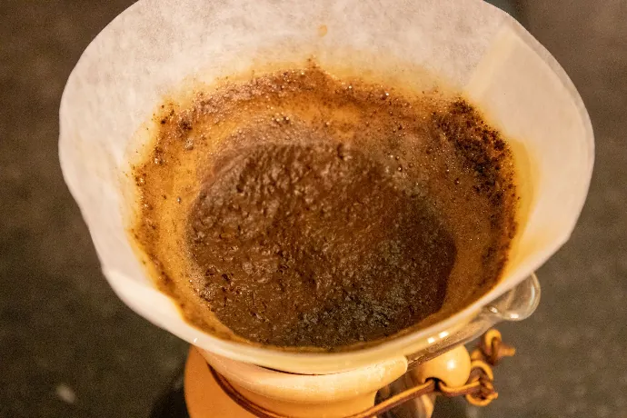 Zo ziet Chemex koffie er uit nadat ze werd gezet Zo ziet Chemex koffie er uit nadat ze werd gezet