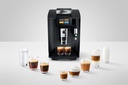 Jura E10 met verschillende warme en koude koffies