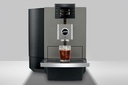 Koude koffie met ijs onder de uitloop van de Jura X10c